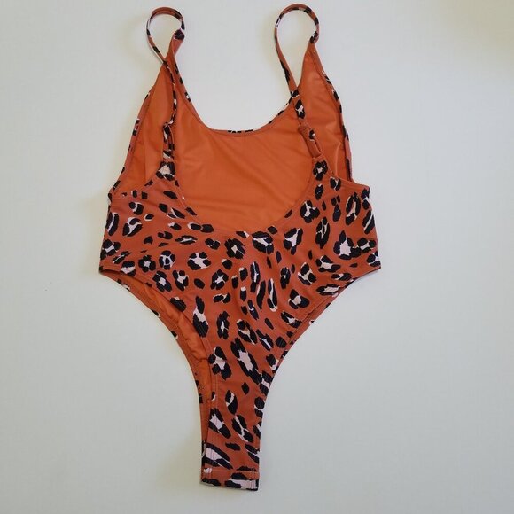 Fabletics Animal Print One-Piece Swimsuit Size M - Picture 5 of 7